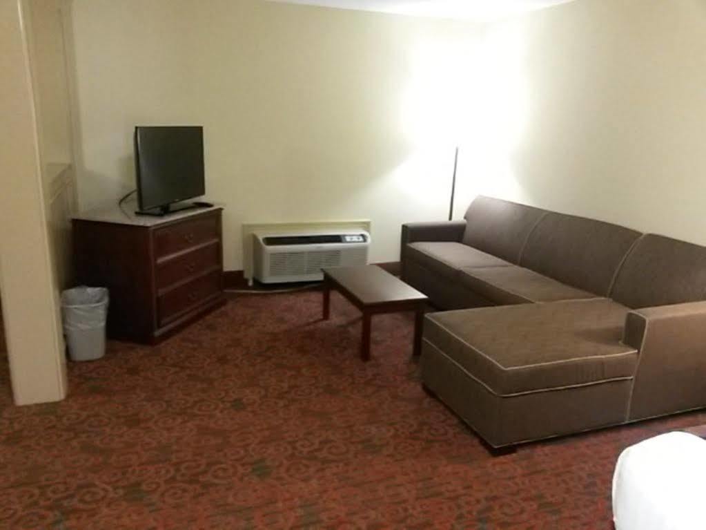 Governors Suites Hotel Oklahoma City Airport Area Exterior foto
